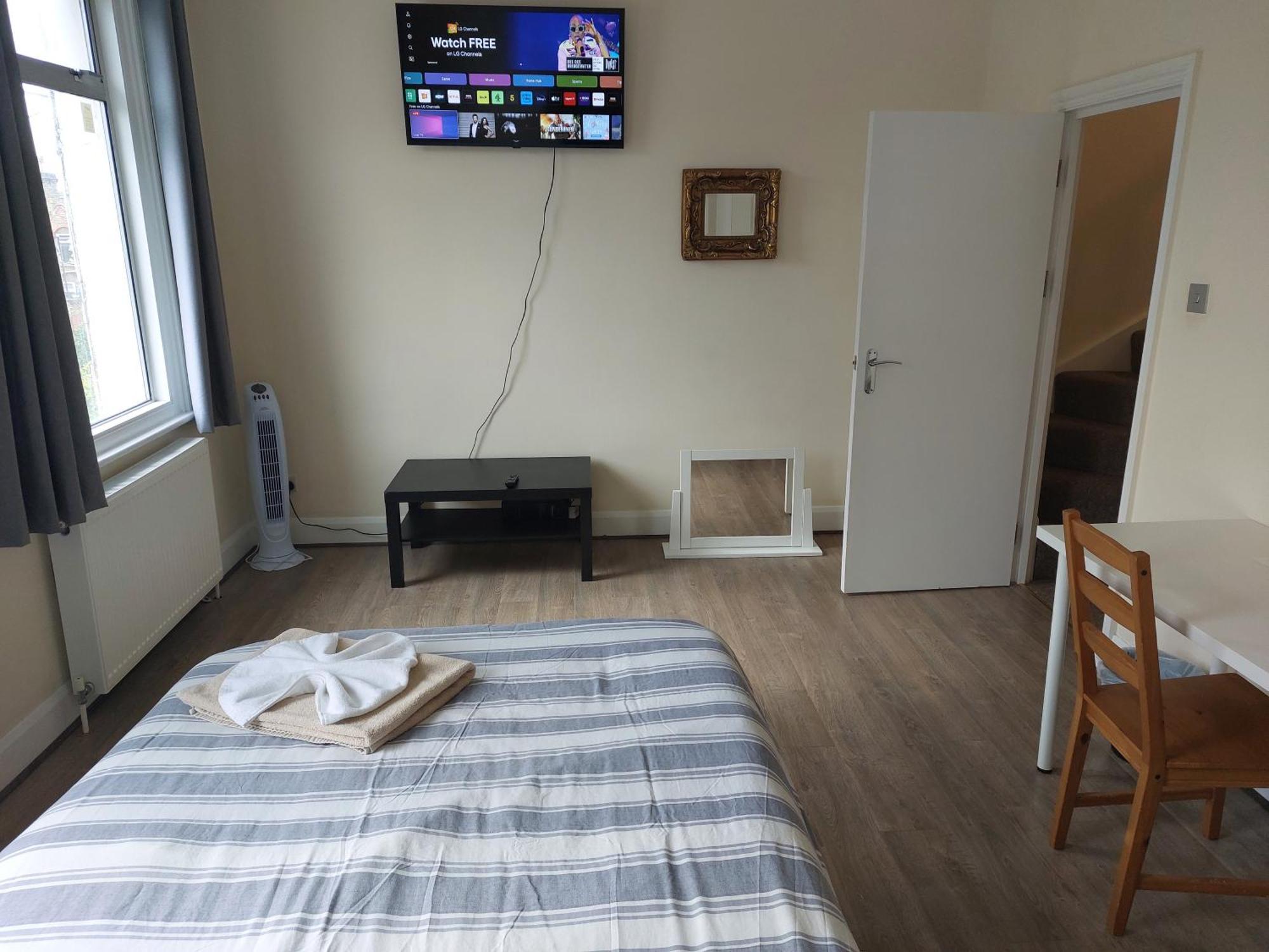 Family Friendly 3 Bedroom Flat Zone 2 - Children Stay Free! London Exterior foto